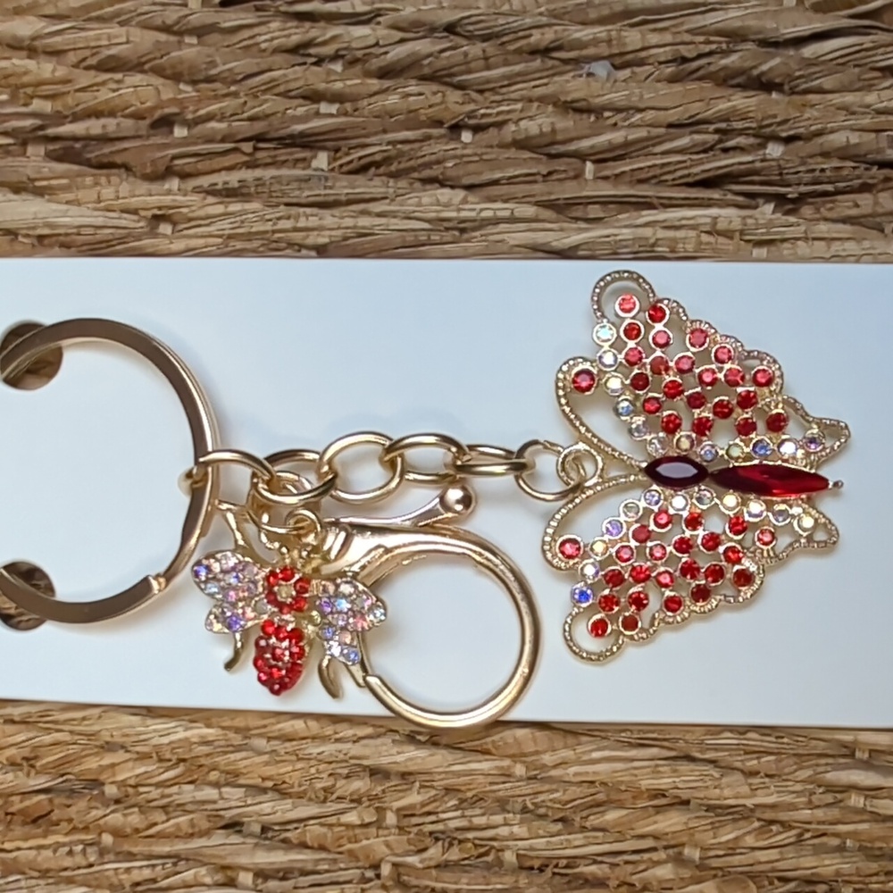 Butterfly 🦋 & Bee 🐝 charm with Sparkle